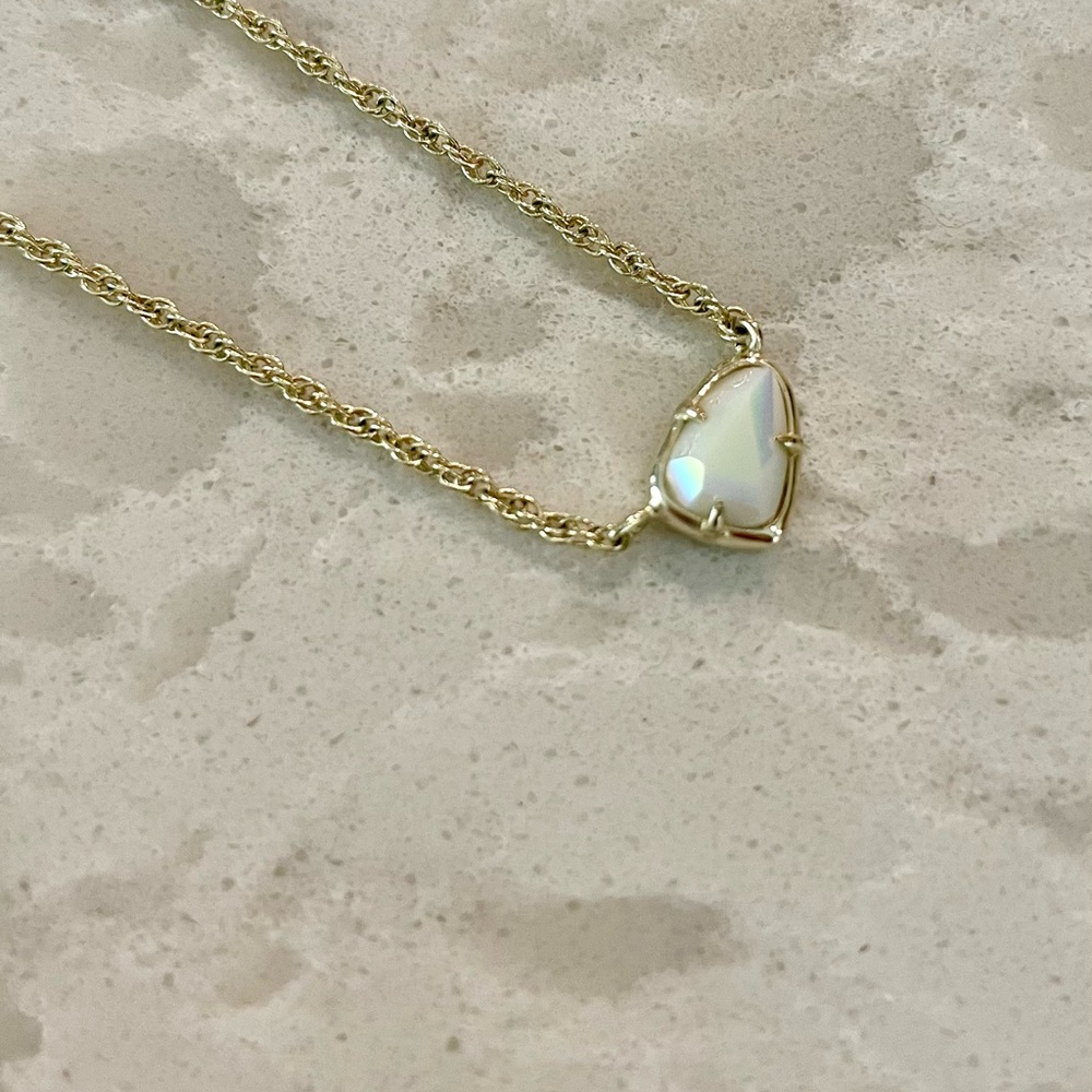 Kendra Scott Necklace with small white stone - Picture 2 of 6